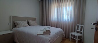 A traditional Portuguese house in the heart of a village with a Minho spirit.