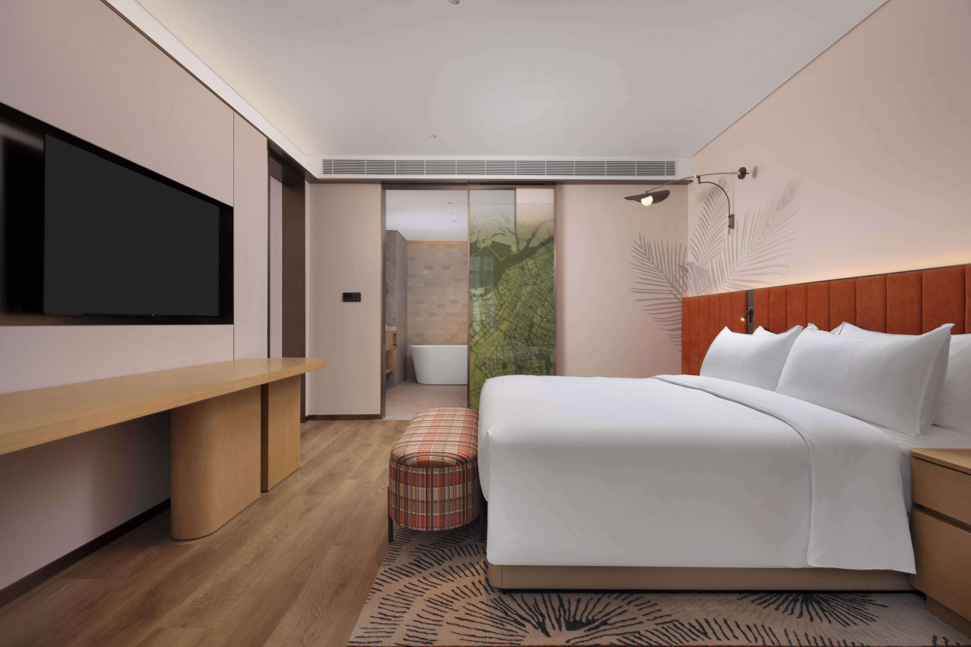 Deluxe Suite, 1 King Bed | Premium bedding, down duvets, individually furnished, desk