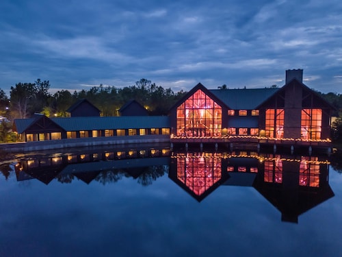 Skaneateles Fields Resort & Spa, Curio Collection By Hilton