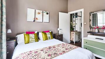 1 bedroom, desk, iron/ironing board, travel cot