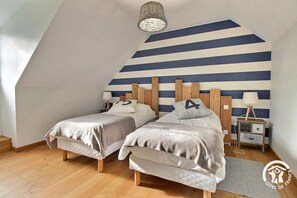 10 chambres, Wi-Fi gratuit, draps fournis