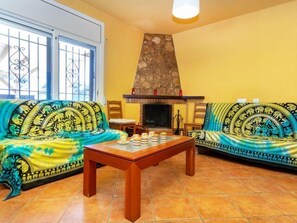 Villa, 4 Bedrooms, Terrace | Living room - Global Villa Laia - By Global Rental Holidays 23262 (L'Ametlla de Mar)