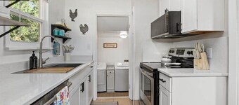 Charming 2-bedroom bungalow in Lebanon.
