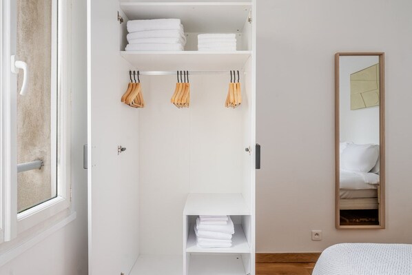 2 Schlafzimmer, Bügeleisen/Bügelbrett, WLAN, Bettwäsche