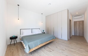 4 Schlafzimmer, Reisekinderbett, kostenloses WLAN, Bettwäsche