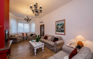 TV connectée, cheminée