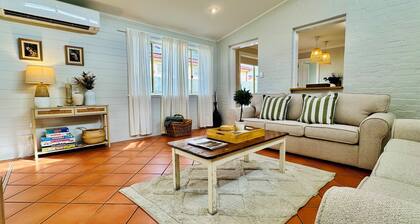 Kenso Cottage 30 –Small walk shops, cafes, Markets