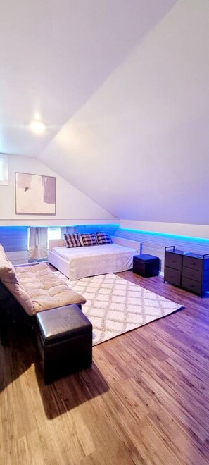 Interior - Luxurious Apartment in Mid-City Near Canal St. (New Orleans)