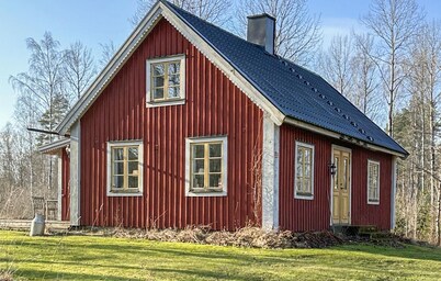 2 bedroom nice home in Småland