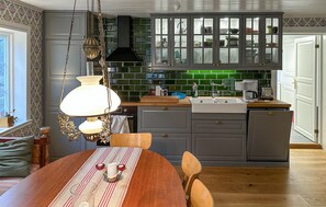 Frigorifero, forno, lavastoviglie, macchina per tè/caffè