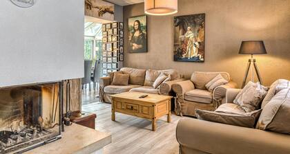 Beautiful home in Torcy-le-Grand with WiFi