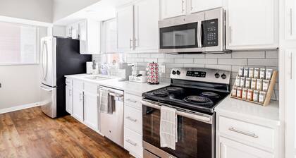 Luxury Downtown Townhome w/ Private Garage Unit 10