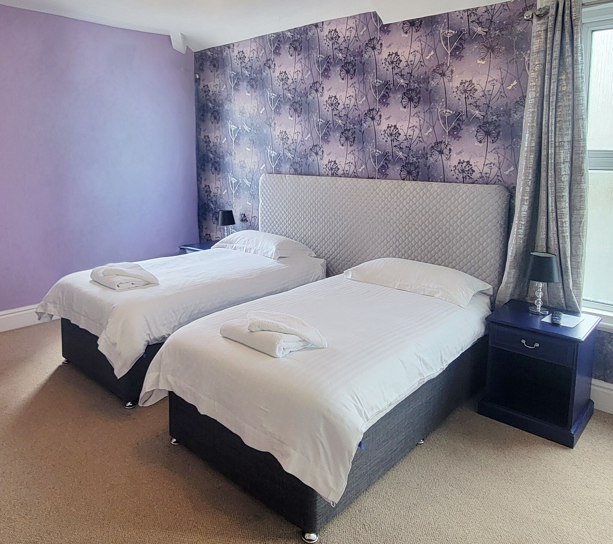 Standard Twin Room, Ensuite | Iron/ironing board, free WiFi