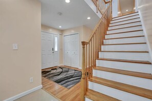 Interior - Escape to Serenity: Spacious 8 Bedroom Retreat (Woodbourne)