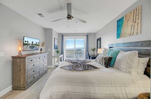 Interior - Beachfront 3bdr Condo w/ Pool & Deck Ocean Views Ocean Blvd #102 by Avantstay (Isle of Palms)