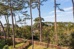 Property grounds - HAIZEA apartment with terrace in the heart of Chiberta (ANGLET)