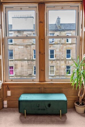 Interior - Crighton Pl Coorie, Crighton Place Coorie (Edinburgh)