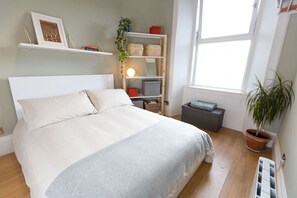 Fer et planche à repasser, Wi-Fi, draps fournis