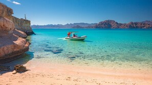 Beach - Luxury 2BR Penthouse in Loreto with Stunning Views & Golf Paradise (La Danzante)