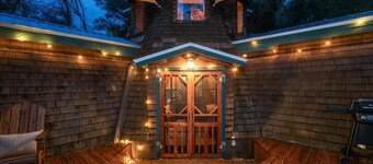 New Listing- Hobbit House @ Yosemite w/spa/firepit/unique