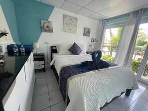 7 bedrooms, iron/ironing board, WiFi, bed sheets