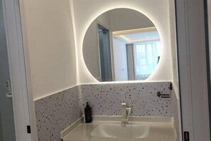 Bathroom - xianpin homestay (Yantai)