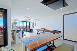 Spielezimmer