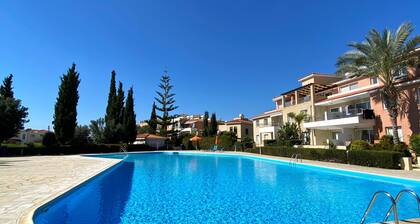 STAY Anthea Gardens- Calm Living