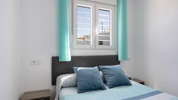 2 habitaciones, tabla de planchar con plancha y wifi gratis