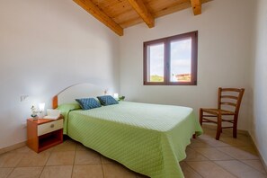 1 habitación y ropa de cama 
