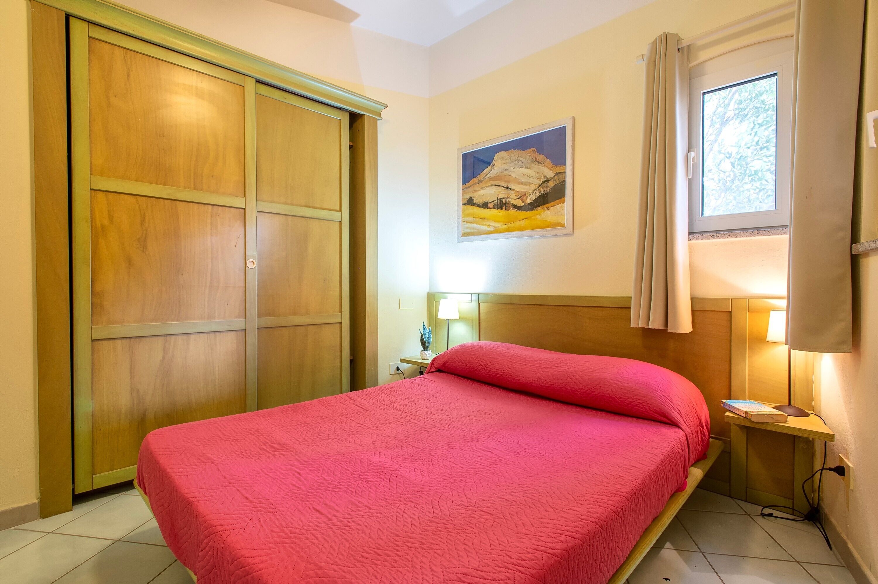 1 bedroom, iron/ironing board, bed sheets