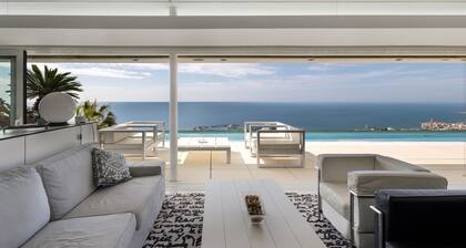 Villa 'Nirvana - Penthouse' mit Meerblick, WLAN und Klimaanlage