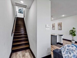 Interior - Comfy Houston Home B (Houston)