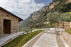 Terrace/patio - Holiday Home 'Casa Limonaia al Pos' (tignale)
