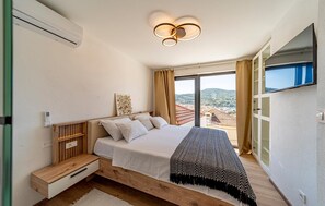 2 Schlafzimmer, Bügeleisen/Bügelbrett, Reisekinderbett, kostenloses WLAN
