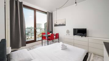 Bügeleisen/Bügelbrett, WLAN, Bettwäsche