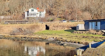 Nice home in Nösund with house sea view