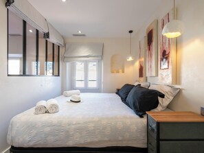 1 bedroom, iron/ironing board, WiFi, bed sheets