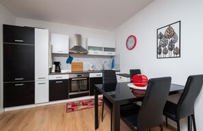 Fridge, oven, stovetop, dishwasher - Apartman Porec Center Sea (Porec)