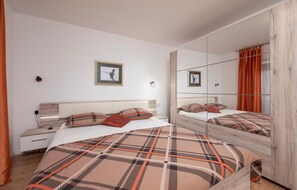2 quartos, Wi-Fi de cortesia, roupa de cama