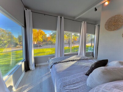 The Autumn House | Hot Tub&Fire Pit | Fenced Yard