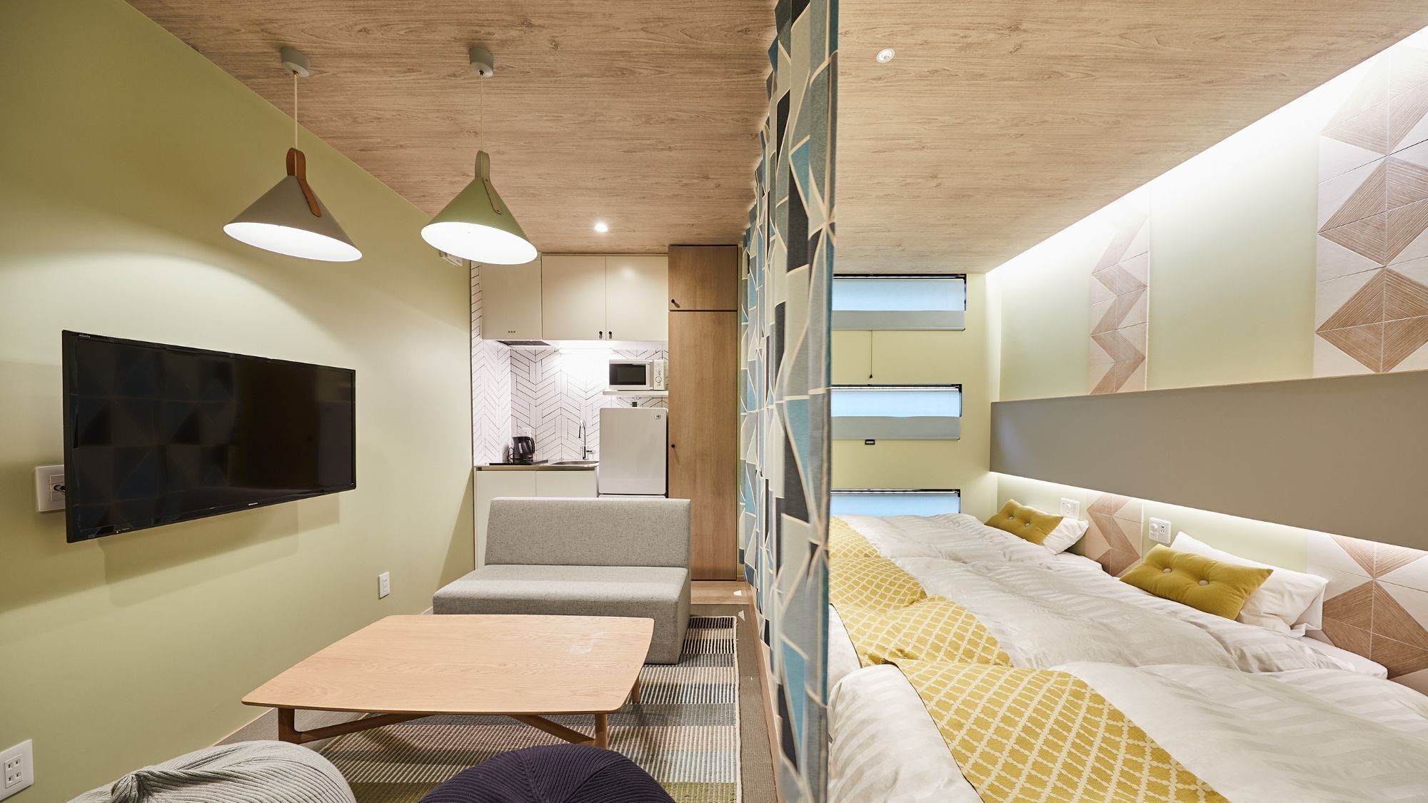 Laptop workspace, free WiFi, bed sheets