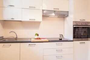 Fridge, oven, stovetop, coffee/tea maker - Etna, Mare e Verde - Open Space (Mascali)