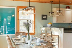 Dining - Luxury Water View Home With 2 Living Spaces, Hot Tub & Access To River (Kensington)