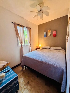 1 soverom, strykejern/-brett, wi-fi og sengetøy