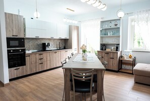 Full-sized fridge, microwave, oven, stovetop - Bio B&B La Scoperta del Pollino (Laino Castello)