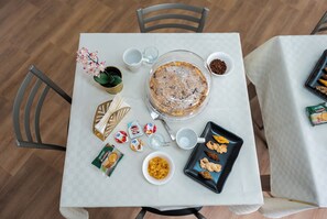 Free daily self-service breakfast  - Bio B&B La Scoperta del Pollino (Laino Castello)