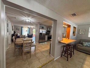 Unclassified image, 5 of 24, button