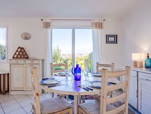 Dining - Les Goélands by Interhome (Cabourg)