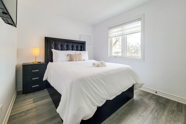 3 chambres, fer et planche à repasser, Wi-Fi, literie fournie